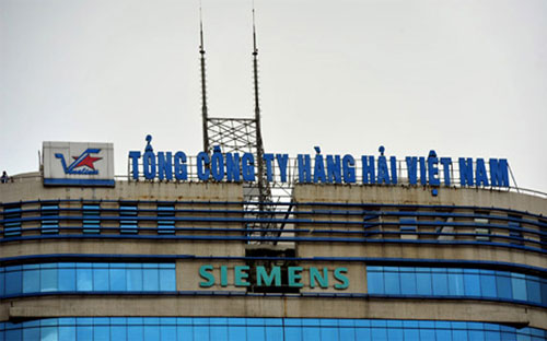 Để có cơ sở thực hiện đầu tư trung tâm logistics, 
Vinalines đề nghị Bộ Giao thông Vận tải làm việc với UBND Tp.Hà Nội cấp 
cho Tổng công ty khu đất tại vị trí được quy hoạch làm cảng Phù Đổng.