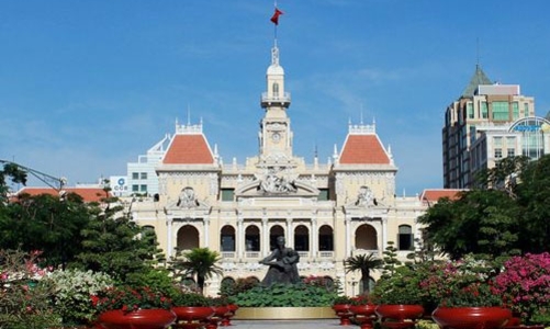 Tp.HCM có thể giảm gần 14 nghìn biên chế