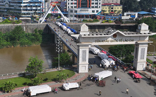 Một cửa khẩu giữa Việt Nam và Trung Quốc.<br>