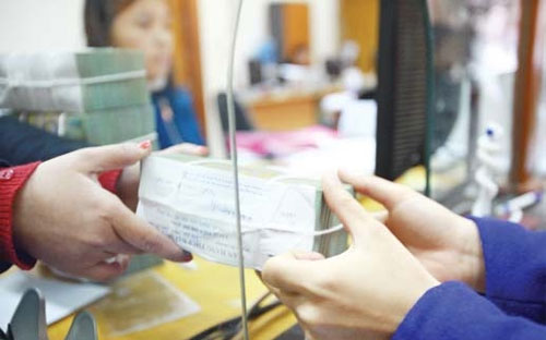  Bộ Kế hoạch và Đầu tư đưa ra định hướng sẽ tiếp tục điều hành giảm lãi 
suất cho vay ở mức hợp lý, phù hợp với diễn biến của lạm phát và nền 
kinh tế vĩ mô