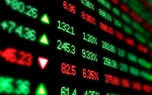 Quý 4/2016, SSI đứng vị trí thứ 2 trên HNX với 10,33% thị phần. Tuy nhiên, cả năm 2016, SSI tiếp tục dẫn đầu với 11,03%.