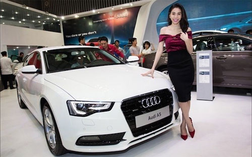 Cách tính thuế tiêu thụ đặc biệt mới khiến giá nhiều loại xe nhập khẩu tăng lên khi đến tay người tiêu dùng.<br>