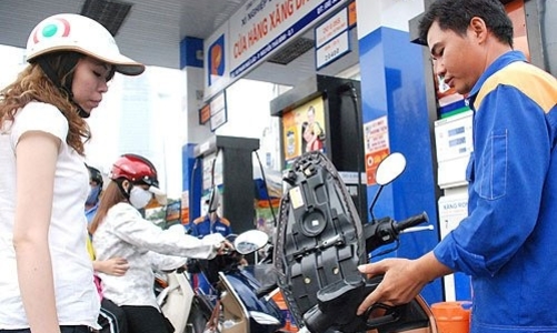 Ngày 3/12, giá xăng có thể giảm tiếp