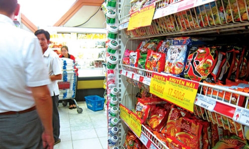 “Cuộc đua” mì ăn liền chưa có điểm dừng