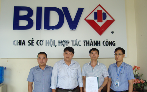 Trong trường hợp này, BIC sẽ thay chị Hiền trả số tiền gồm cả gốc và lãi
 tính toán tới thời điểm xảy ra rủi ro là 337.282.192 đồng