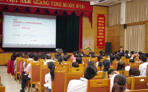 Với giải pháp kết nối E-Port giữa Maritime Bank và Tân Cảng này, các doanh nghiệp có thể thanh toán phí dịch vụ một cách dễ dàng, thông quan nhanh chóng chỉ trong vòng vài phút mà không cần trực tiếp đến cảng như trước đây. 