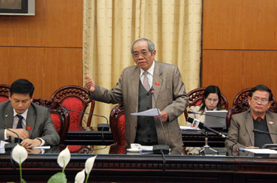 Đại biểu Quốc hội "phê" Chính phủ chuẩn bị nhiều dự án luật chưa tốt - Ảnh: VnExpress