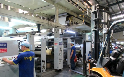 Công ty cũng sản xuất lõi giấy, OE, POY và ống DTY cho ngành công nghiệp sản xuất giấy và dệt may.