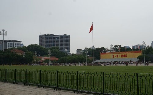 Dự án cao ốc 8B Lê Trực đã xây vượt số tầng lẫn diện tích được cấp phép.<br>