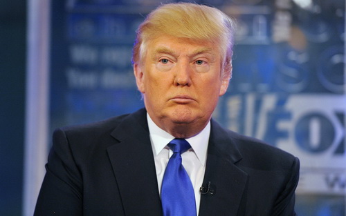 Donald Trump đang tụt lại khá xa so với bà Hillary Clinton - Ảnh: The Australian.