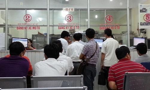 Bỏ trích trực tiếp lệ phí đăng ký và cấp biển số ôtô, xe máy