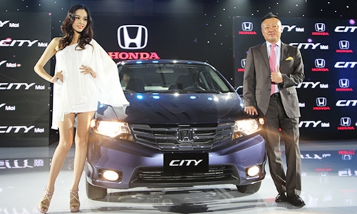 Trải nghiệm xe Honda City tại Vincom