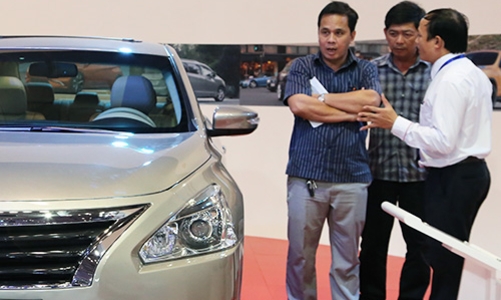 Tp.HCM muốn giảm mạnh trước bạ ôtô từ 1/1/2014