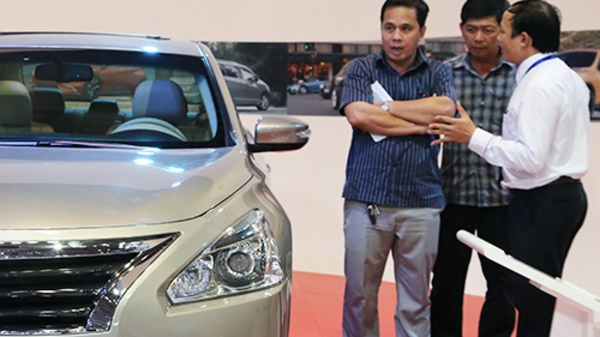 Tp.HCM muốn giảm mạnh trước bạ ôtô từ 1/1/2014