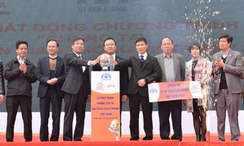 Toyota tham gia hoạt động vì an toàn giao thông Việt Nam