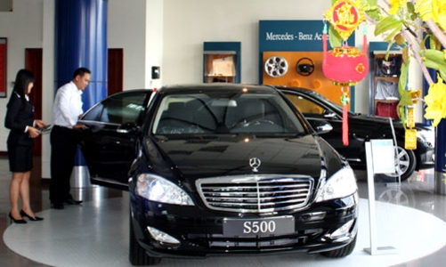 Bỏ phí hạn chế, giảm phí trước bạ với ôtô?