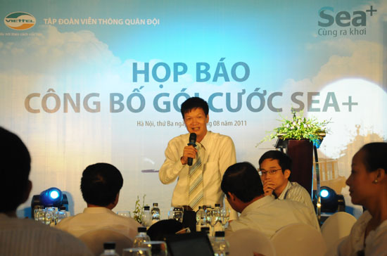 Đại diện Viettel Telecom thông báo nội dung gói cước Sea+.