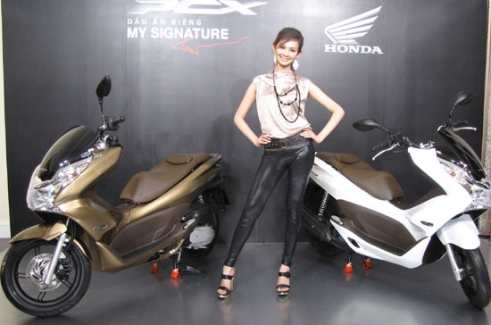 Đây là dòng xe tay ga có thiết kế lạ và được trang bị một số tính năng hiện đại.