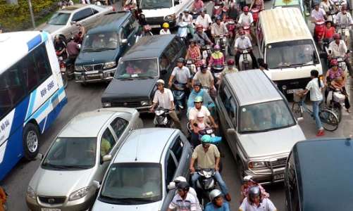 Đề xuất tăng thu phí lưu hành ôtô, xe máy