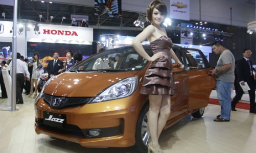 Chưa thể thu phí hạn chế ôtô trong vài ba năm tới?