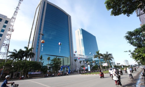 Grand Plaza và “nước cờ” sống còn