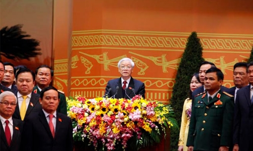 Công bố danh sách Bộ Chính trị khóa 12: Nhiều gương mặt mới