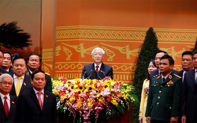 Thay mặt Ban Chấp hành 
Trung ương Đảng khóa 12, Tổng bí thư Nguyễn Phú Trọng phát biểu cảm ơn Đại hội đã tín
 nhiệm giao nhiệm vụ - Ảnh: P.H.<br>