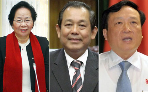 <span style="font-size: 11pt;">Phó chủ tịch nước Nguyễn Thị 
Doan, Chánh án Toà án nhân dân Tối cao Trương Hoà Bình và Viện trưởng 
Viện Kiểm sát nhân dân tối cao Nguyễn Hoà Bình.</span>
