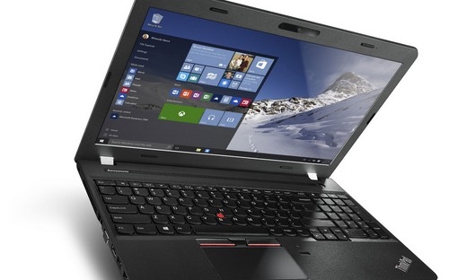 ThinkPad E560 được trang bị webcam Intel RealSense Technology 3D.