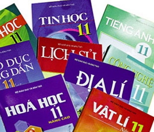 Ngày 27/7/2009, sàn Hà Nội đã chấp thuận niêm yết 8 triệu cổ phiếu của Công ty Cổ phần Đầu tư và Phát triển giáo dục Hà Nội (mã EID-HNX) với giá trị chứng khoán niêm yết là 80 tỷ đồng.