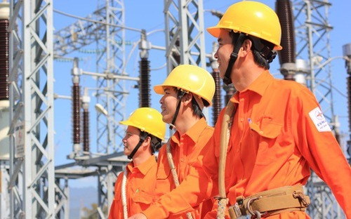 EVN được quyền huy động vốn của tổ chức, cá nhân trong và ngoài nước 
nhưng phải đảm bảo hệ số nợ phải trả trên vốn chủ sở hữu được ghi trên 
báo cáo tài chính quý.