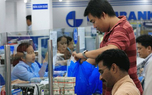 Giao dịch tại Eximbank.<br>