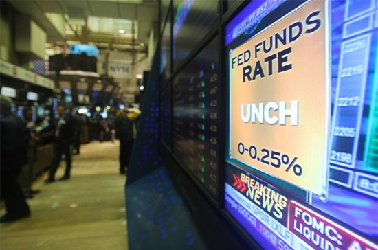 Không chỉ có Mỹ, các nền kinh tế Eurozone, Nhật ,Anh... vẫn đang duy trì lãi suất cơ bản ở những mức thấp kỷ lục hoặc gần kỷ lục để kích thích kinh tế - Getty Images.