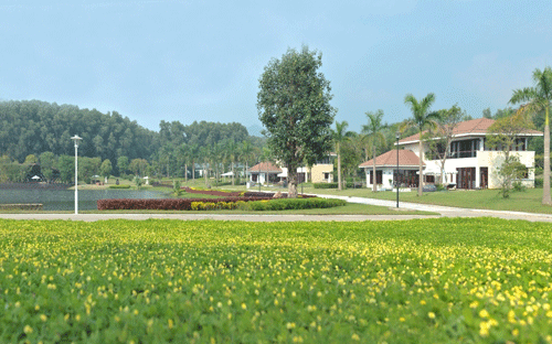 Không gian sống sang trọng tại Flamingo Đại Lải Resort.