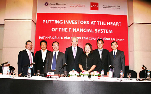 Hội thảo “Đặt nhà đầu tư vào trọng tâm hệ thống tài chính” của Grant Thornton Việt Nam.<br>