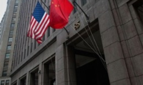 Trung Quốc bán ồ ạt trái phiếu Chính phủ Mỹ