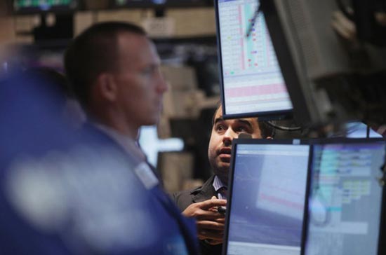 Khoảng 7,08 tỷ cổ phiếu được chuyển nhượng trên cả ba sàn New York, 
American và Nasdaq, cao hơn mức trung bình hàng ngày 6,48 tỷ cổ phiếu từ
 đầu năm<i> - Ảnh: Getty</i>.