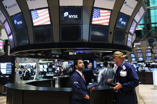 Nếu việc trần nợ công không được nâng lên trước thời hạn, thì lần đầu tiên trong lịch sử Mỹ sẽ lâm vào tình trạng vỡ nợ - Ảnh: Getty.<br>