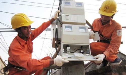 Thận trọng với tăng giá điện sản xuất