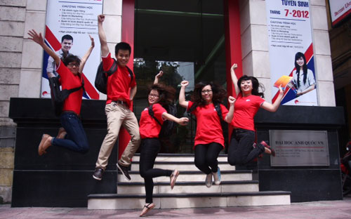 Hội thảo đề cập đến nhu cầu thực tế “đầu ra” của sinh viên khối ngành 
kinh tế và các ngành nghề tương lai học sinh nên tìm hiểu trước khi 
quyết định khối ngành thi đại học năm nay. 