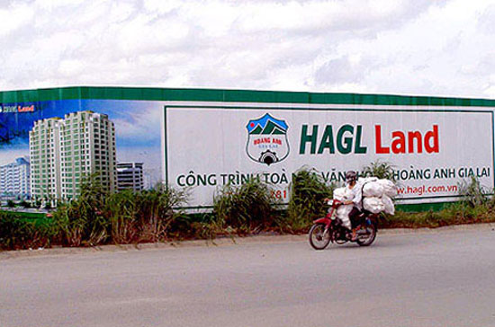 S&P dự báo, tình hình hoạt động kinh doanh và thanh khoản của Hoàng Anh Gia Lai còn yếu kém trong 6-12 tháng tới.