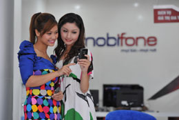 MobiFone khuyến mãi lớn cho khách hàng trả trước.