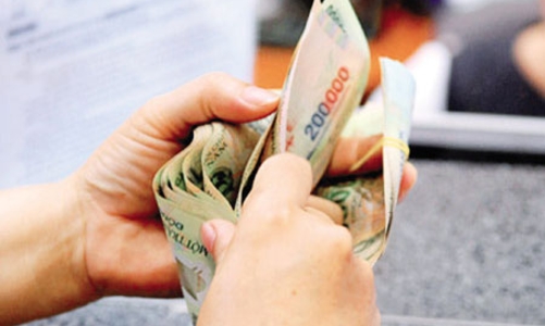 Sửa Luật thuế thu nhập cá nhân: “9 triệu đồng chỉ tạm đủ sống”