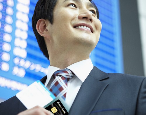 Ngân hàng cho ra đời các sản phẩm thẻ dành cho doanh nghiệp nhằm hỗ trợ các doanh nghiệp quản lý tài chính hiệu quả trong các chuyến công tác nước ngoài.