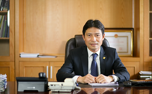 Từ tháng 2/2012 đến tháng 8/2017, ông Nguyễn Tuấn Anh giữ chức vụ Trưởng Ban Kiểm soát HNX.