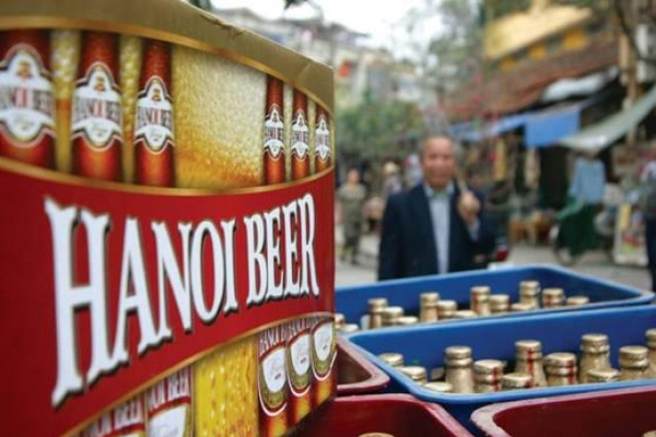 Cổ đông lớn nhất của Bia Hà Nội hiện là Bộ Công Thương và Carlsberg.