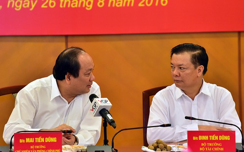 Tổ công tác của Thủ tướng trong lần kiểm tra tại Bộ Tài chính.<br>