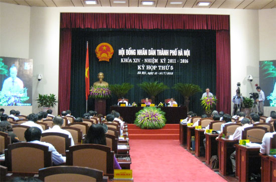 Khai mạc kỳ họp thứ 5, Hội đồng nhân dân thành phố Hà Nội khóa XIV, nhiệm kỳ 2011-2016.