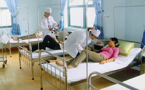 Tháng 9/2012, nhiều cơ sở y tế trên cả nước đồng loạt tăng giá dịch vụ đã tác động đến chỉ số giá tiêu dùng tăng đột biến.<br>