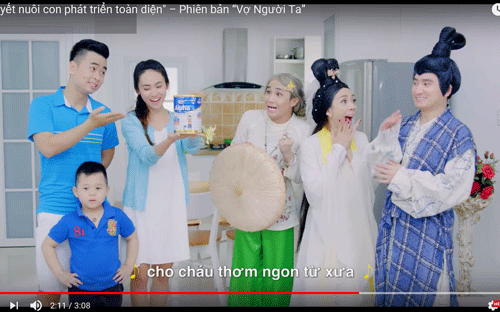 Hình ảnh cắt từ quảng cáo sữa bột Dielac Alpha của Vinamilk, quảng cáo đứng đầu bảng xếp hạng YouTube khu vực Châu Á - Thái Bình Dương.